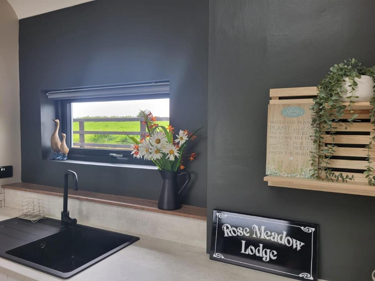 Rose Meadow Lodge Liscannor Exteriör bild